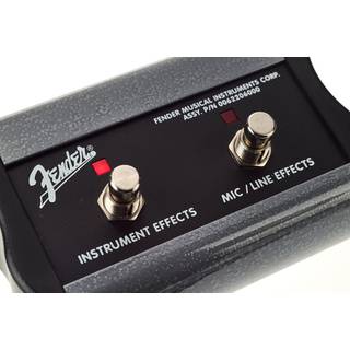 Fender 2-Button Footswitch Effects On/Off Mic/Inst Channels voetschakelaar voor diverse Fender versterkers
