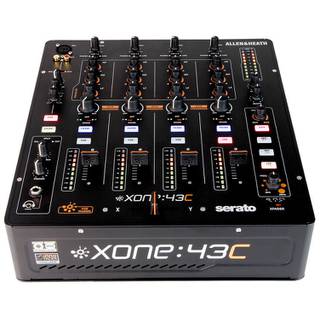 Allen & Heath Xone:43C DJ mixer voor Serato DJ