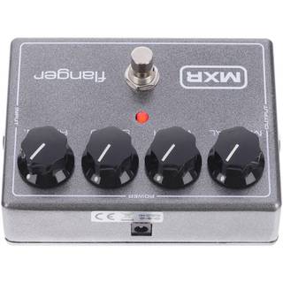 MXR M117R Flanger