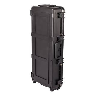 SKB iSeries 4217-30 waterdichte flightcase klass. gitaar