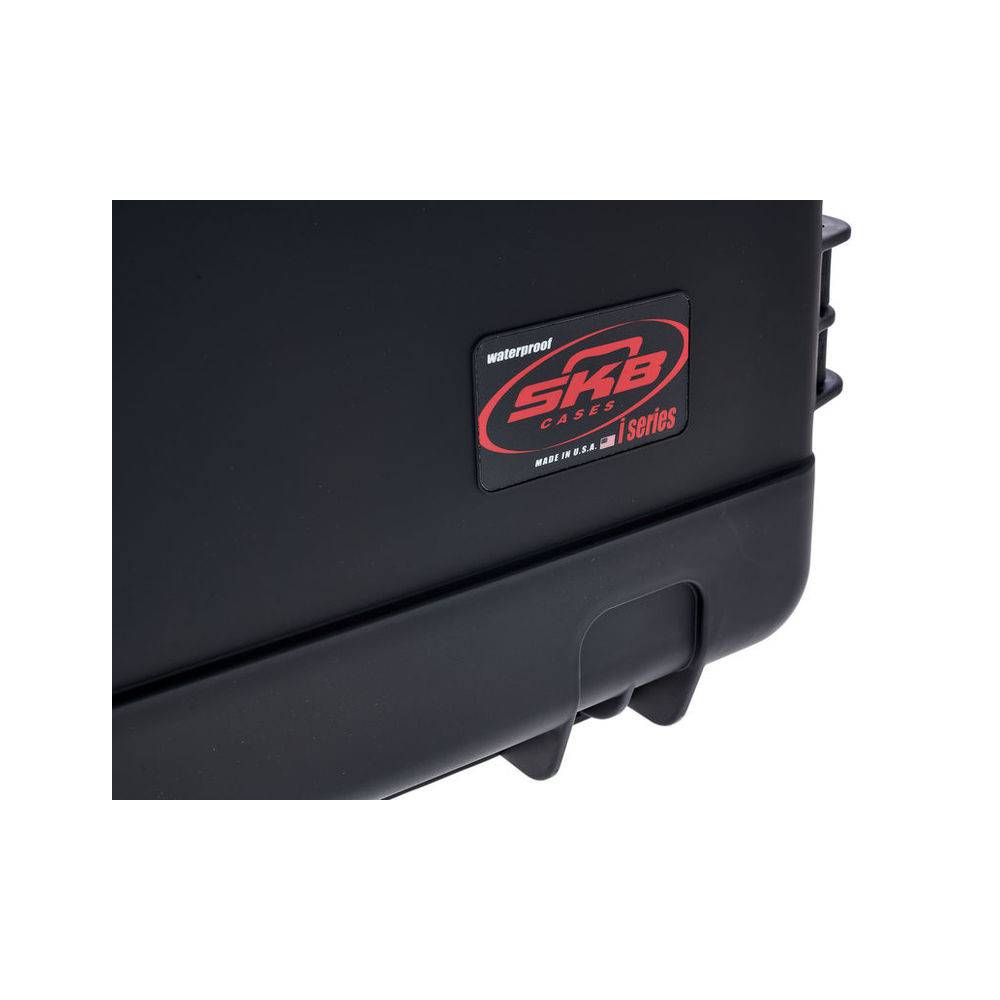 SKB 3i-2424M146U Fly Rack flightcase 6U