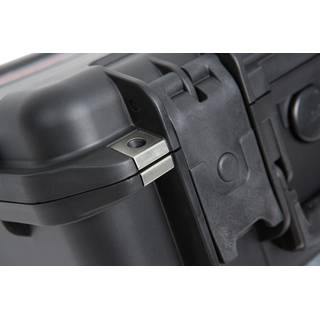 SKB iSeries 4217-30 waterdichte flightcase klass. gitaar