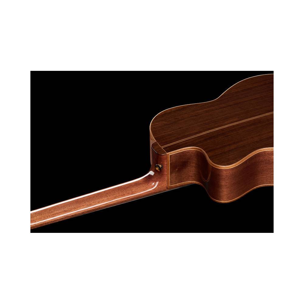 Ortega Feel Series RCE158SN Slim Neck naturel met gigbag