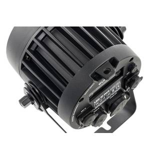 Eurolite LED IP Par 3x8W QCL IP65 spot