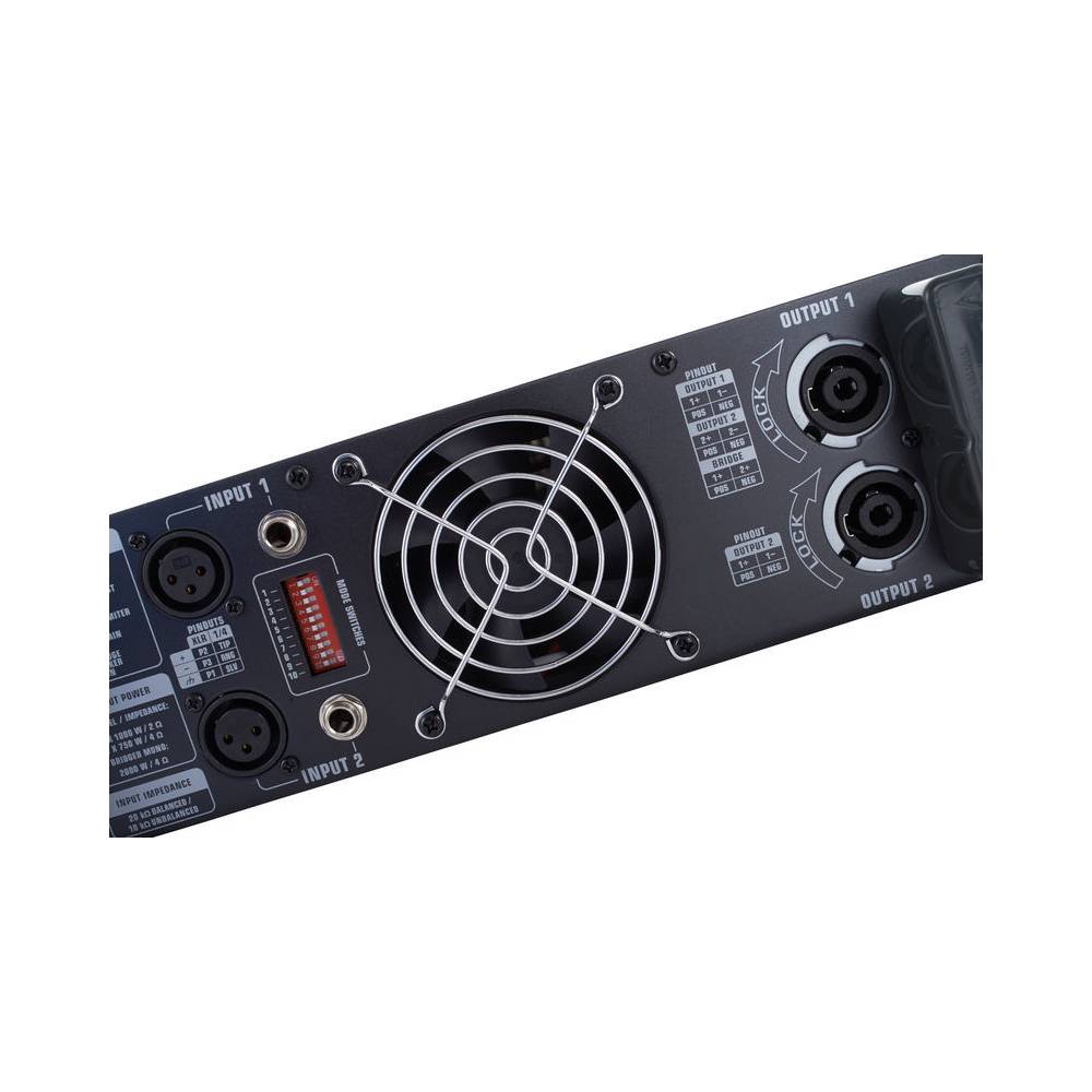 Behringer EP 2000 versterker