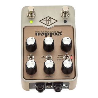 Universal Audio Golden Reverb Pedal