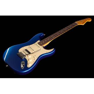 Fender American Ultra Stratocaster HSS Cobra Blue RW met koffer