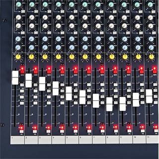Soundcraft LX7ii 24 kanaals PA/studio mixer