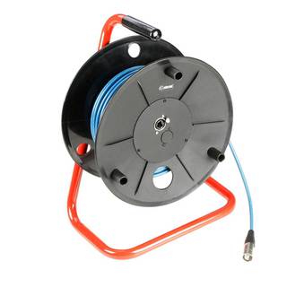 Adam Hall K3CDCAT5030 CAT5e ethernet kabel op haspel 30m