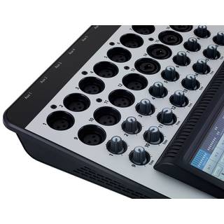 QSC TouchMix-16 compacte digitale mixer