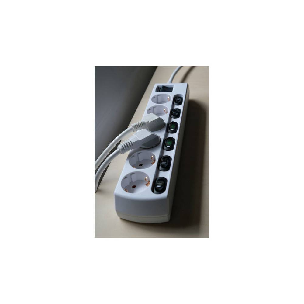 Brennenstuhl 1153110126 stroomverdeler 6-voudig 2m H05VV-F 3G1,5 wit + schakelaars