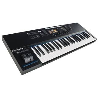 Native Instruments Komplete Kontrol S49 MK2 USB/MIDI keyboard