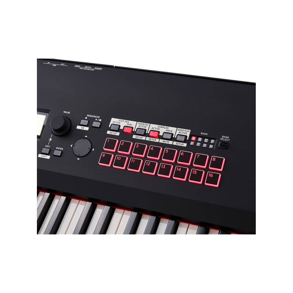 Korg KROSS 2 88 Matte Black synthesizer workstation