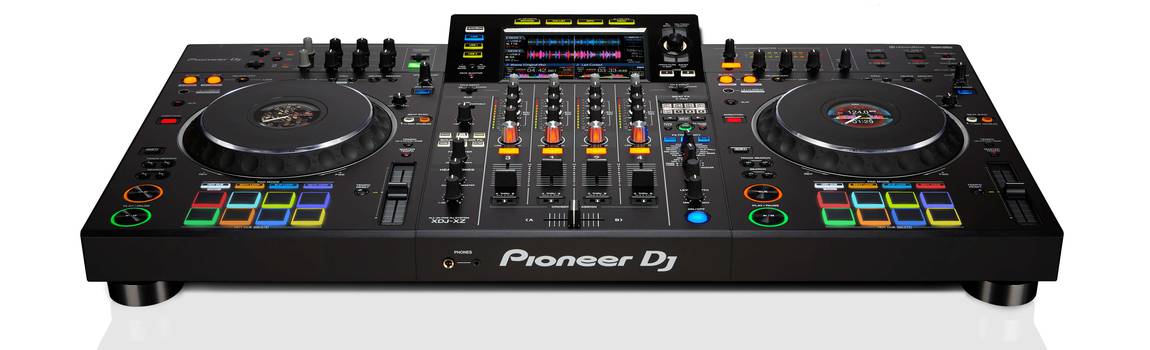 De nieuwe all-in-one DJ controller van Pioneer genaamd XDJ-XZ