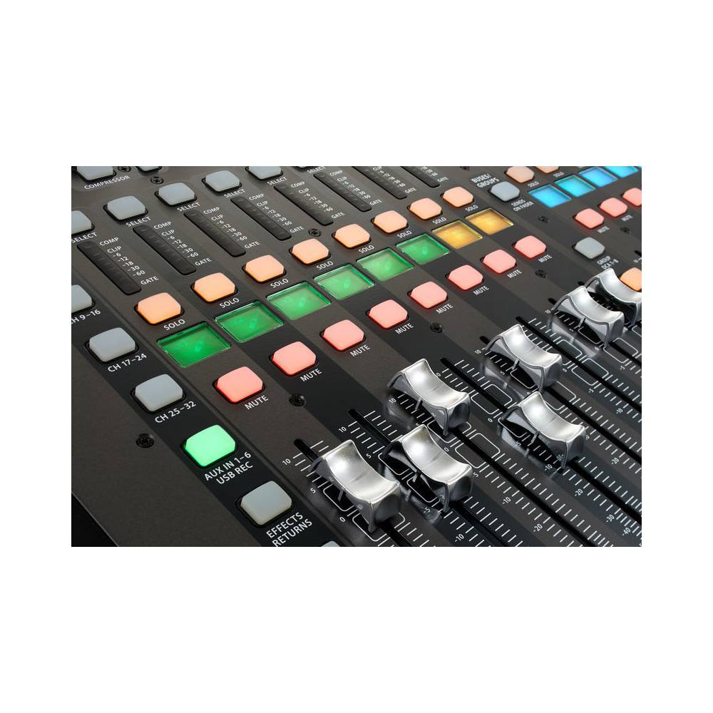 Behringer X32 Compact