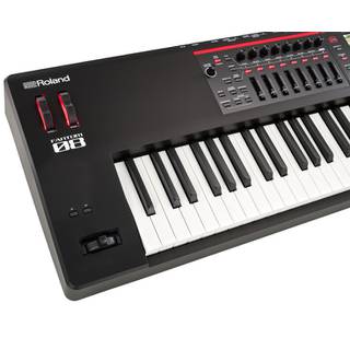 Roland Fantom-08 synthesizer
