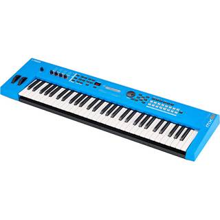 Yamaha MX61-II Blue
