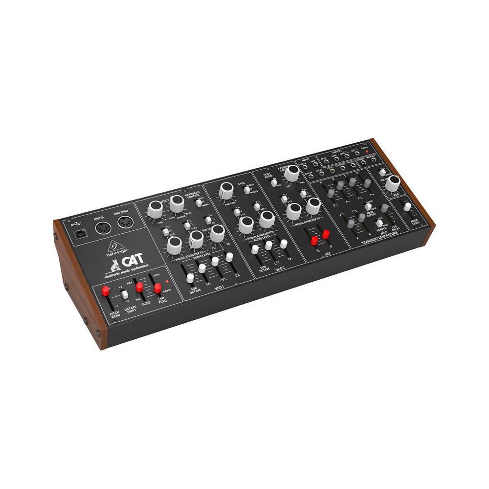 Behringer CAT analoge synthesizer