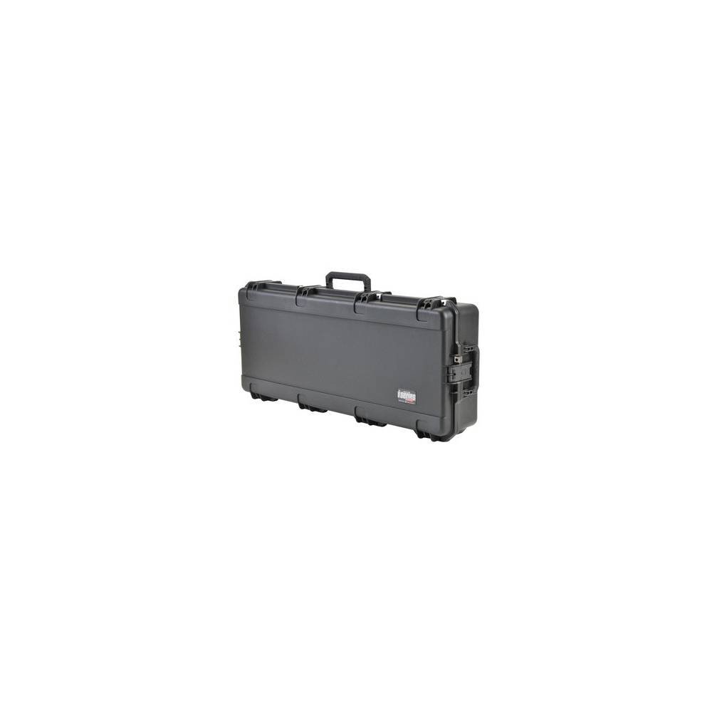 SKB iSeries 4217-18 waterdichte flightcase akoest. gitaar
