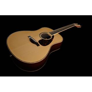 Yamaha LL16D ARE Natural