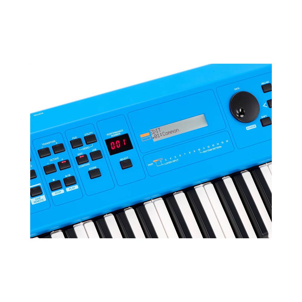Yamaha MX61-II Blue