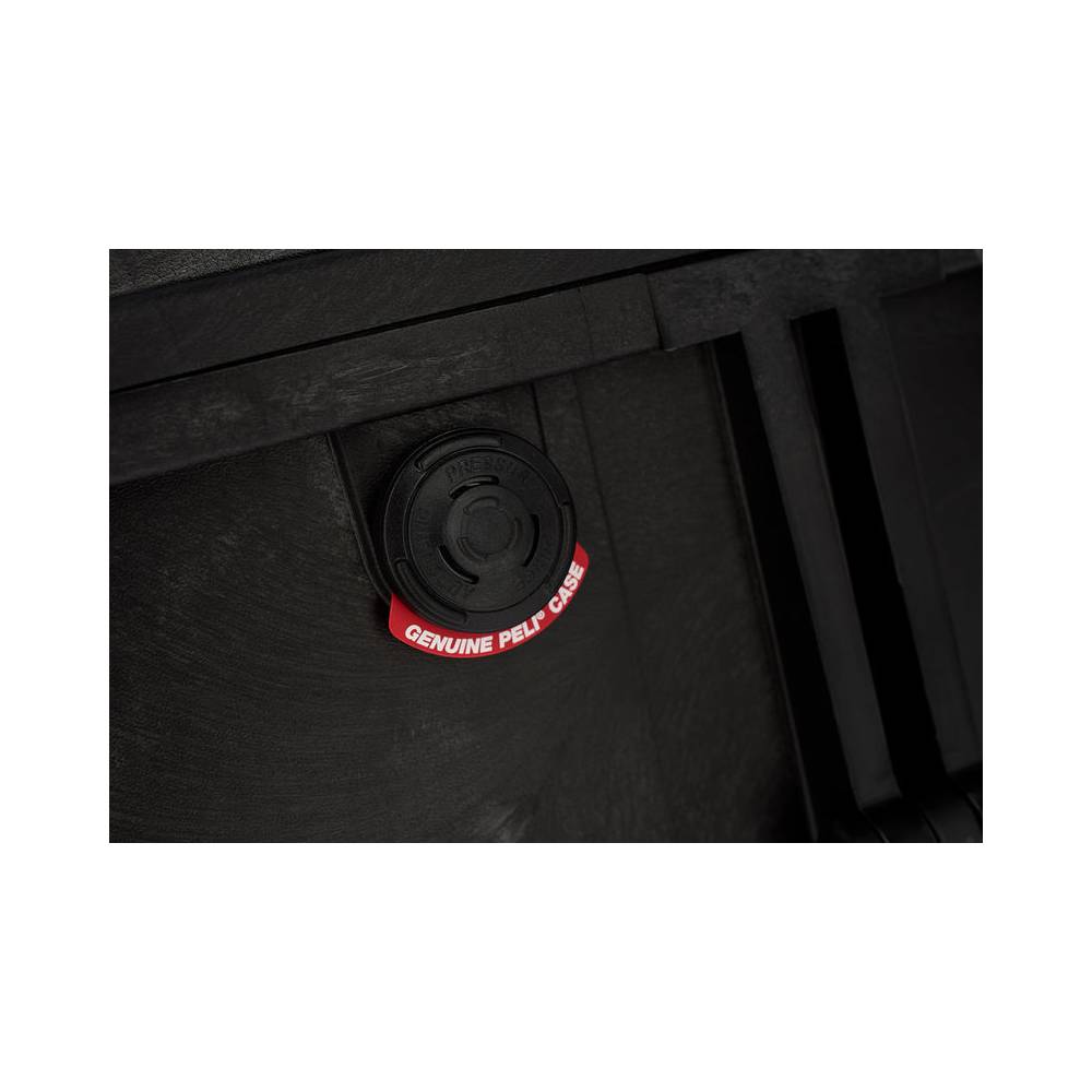 Peli 1650 zwarte trolley met schuim 722x442x270 mm