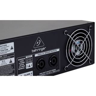 Behringer Ultrabass BX2000H basgitaar versterker top