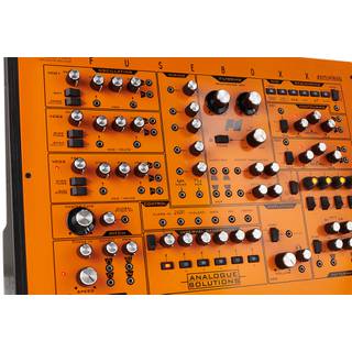 Analogue Solutions Fusebox X semi-modulaire synthesizer