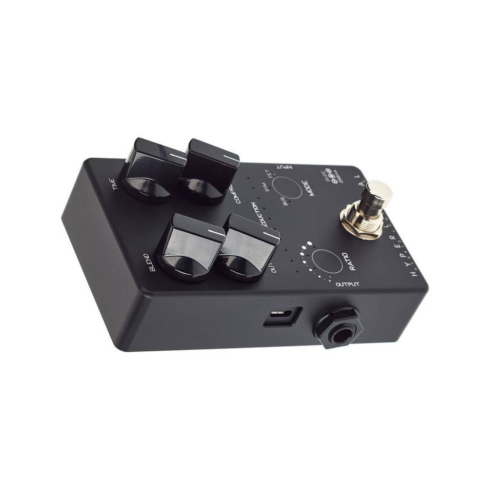 Darkglass Hyper Luminal Black Hybrid Compressor effectpedaal voor bas Limited Edition